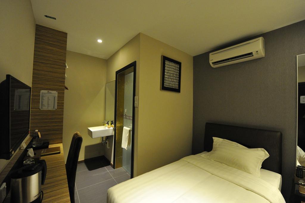 โรงแรมมิลาโน เกอลวง ภายนอก รูปภาพ